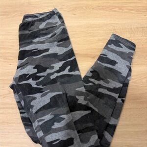 Garage Black and Gray Camo Leggings